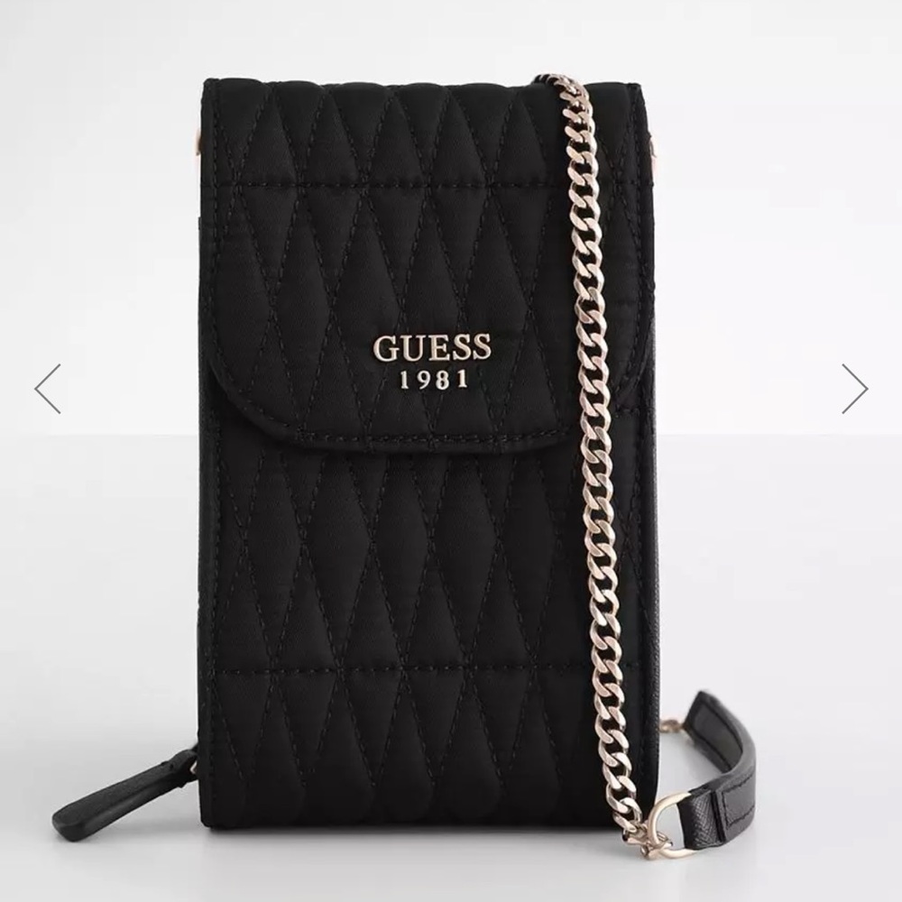 NWOT Black Guess cell phone purse